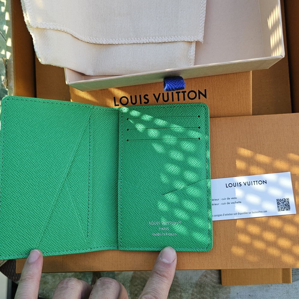 Louis Vuitton Green Golf Scene Wallet - Picture 3 of 5